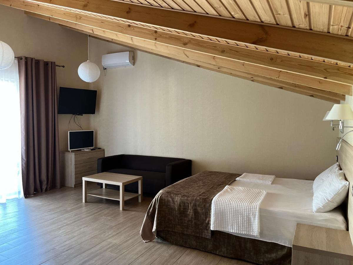 Guest House Letto Гагра Екстер'єр фото